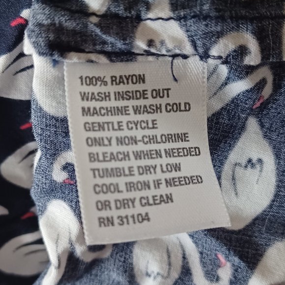 Crown & Ivy Swan Blouse Size Small - Picture 4 of 5